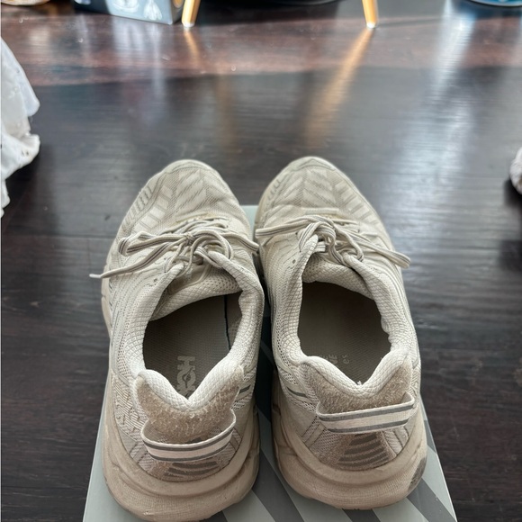 OUTDOOR VOICES X HOKA ONE ONE CLIFTON 4 Running Shoes Size 8.5 - Picture 4 of 6